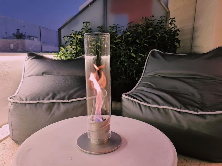 شقة Heated Plunge Pool & Firepit Acropolis Penthouse أثينا المظهر الخارجي الصورة